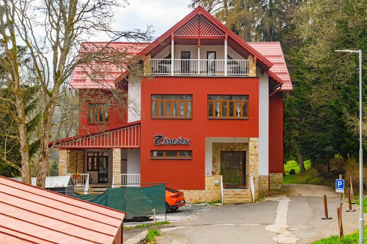 Penzion Zamecek Janske Lazne Exterior photo